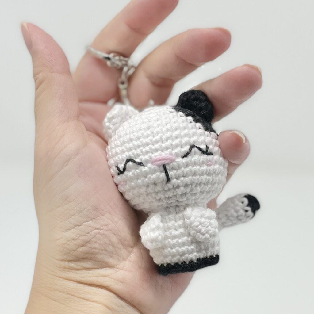 Kitten keychain, Cat keyring